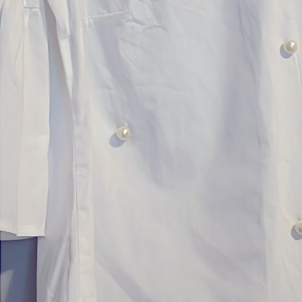 Como Vintage Size XL White Ruffle Sleeve Shirt With Dainty Pearls On Front - Picture 3 of 9